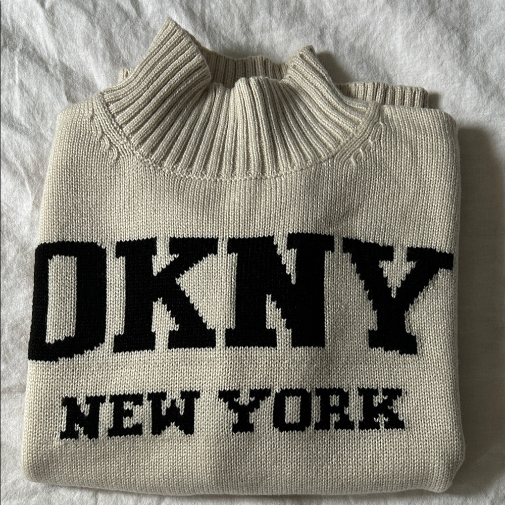 DKNY Beige Knit Pullover new without tag 24 x 22x 23 inches inside 100% Acrylic